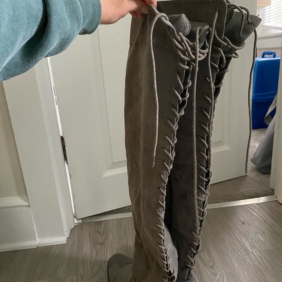 Over-the-knee Grey Suede Boots - Picture 3 of 3